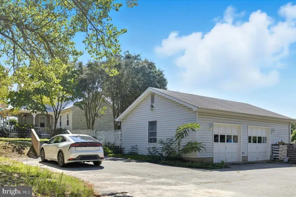 $1,025,000 | 4110 Old Town Road, Huntingtown, MD 20639