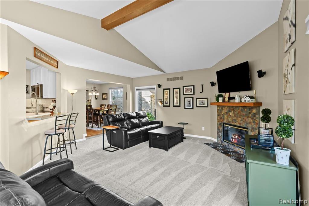45030 Glengarry Road Canton, MI 48188 - Photo 9 of 28 Gallery Image 9
