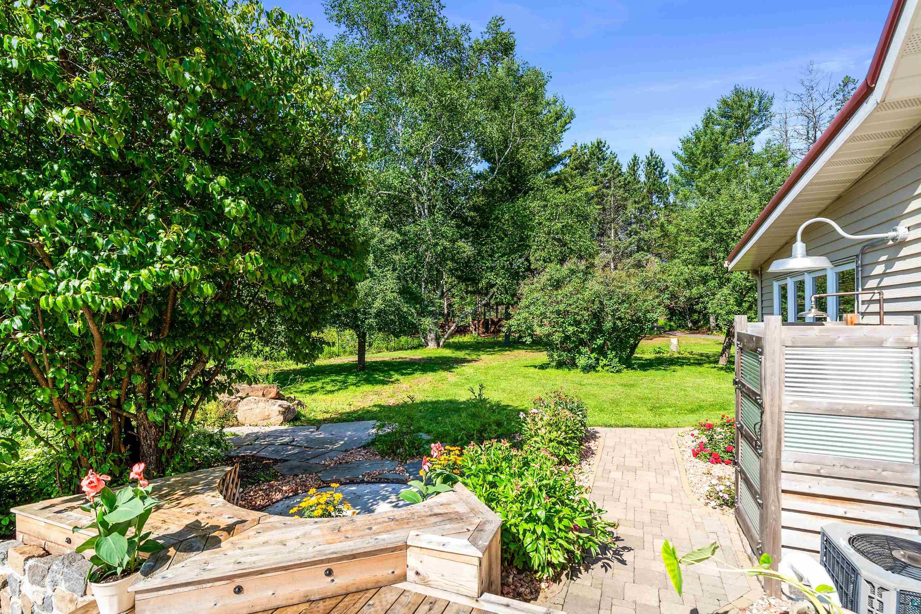 5716 Lakewood Road Duluth, MN 55804 - Photo 7 of 86