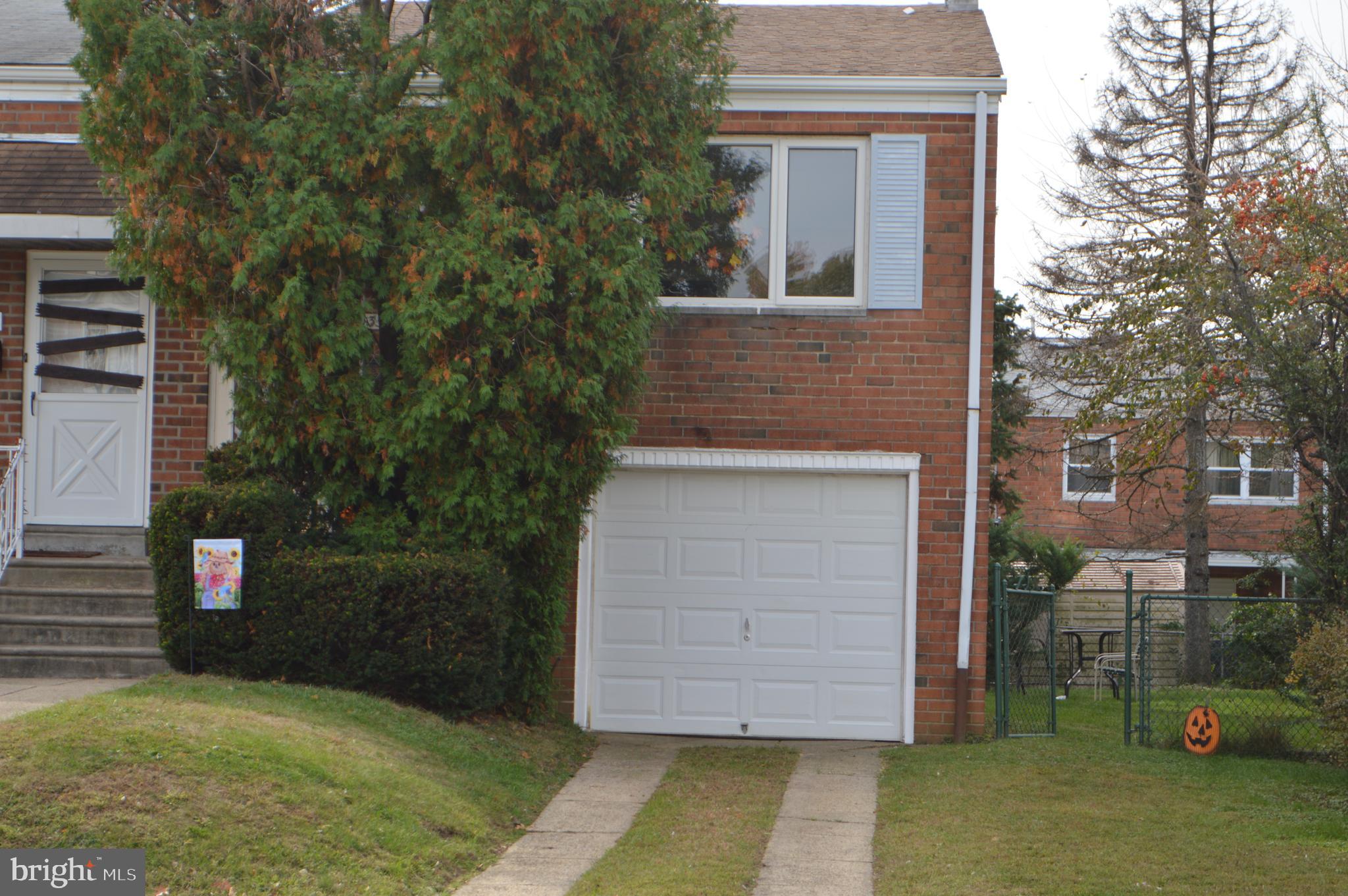 3546 Brookview Road Philadelphia, PA 19154 - Photo 3 of 28 Gallery Image 3