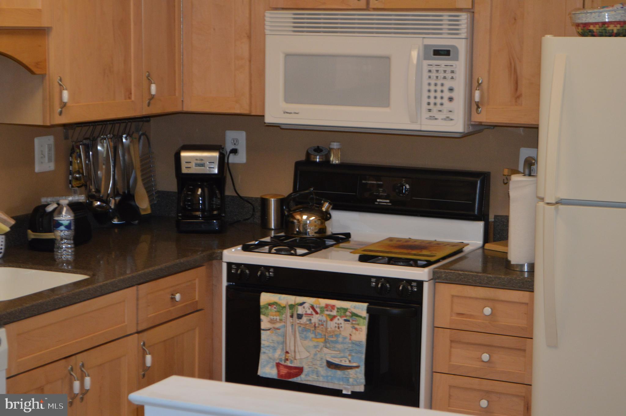 3546 Brookview Road Philadelphia, PA 19154 - Photo 6 of 28 Gallery Image 6