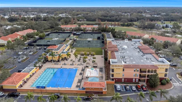 $285,000 | 13941 Clubhouse Drive, Unit 204, Tampa, FL 33618