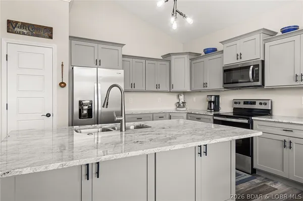 $599,900 | 76 Barolo Lane, Unit 21A, Camdenton, MO 65020