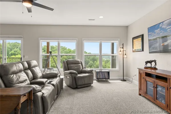 $599,900 | 76 Barolo Lane, Unit 21A, Camdenton, MO 65020