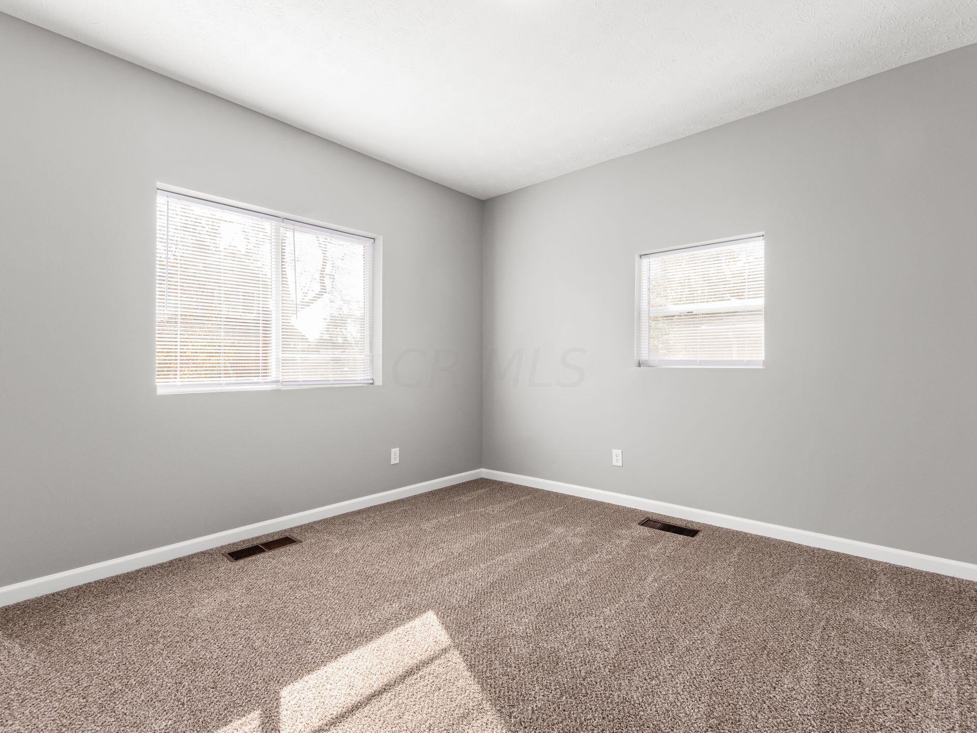 2318 Ridgeway Avenue Columbus, OH 43219 - Photo 4 of 29 Bedroom 1