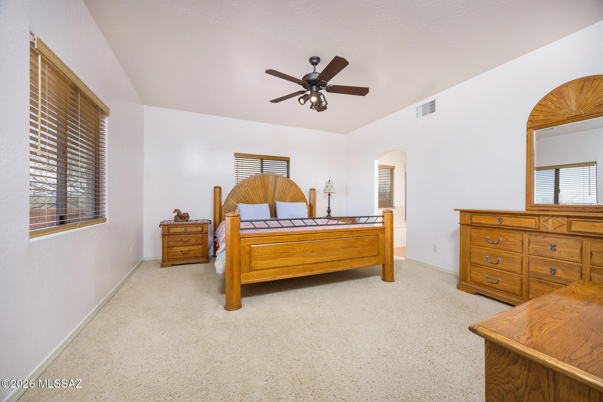 3203 West Thunder Pass Road Benson, AZ 85602 - Photo 12 of 35 Primary bedroom