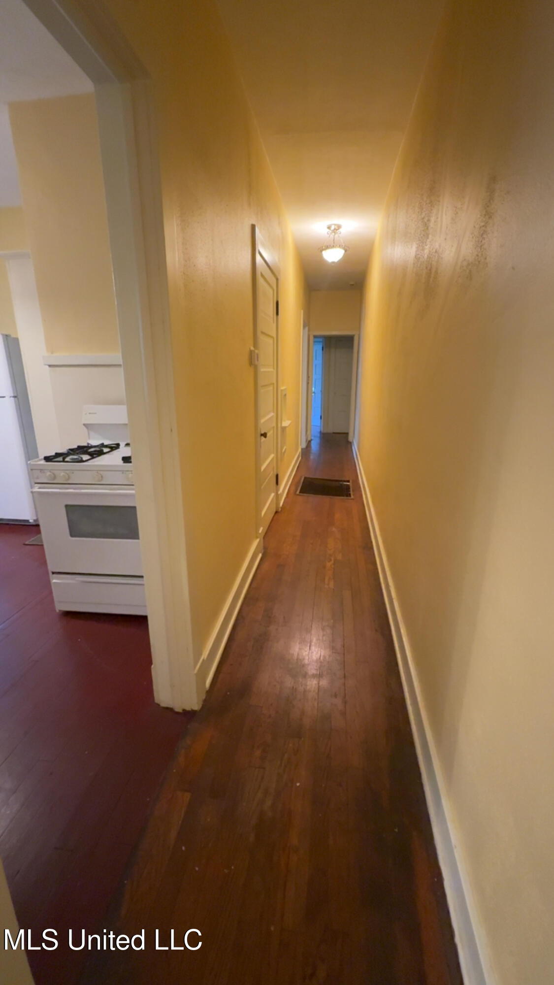 703 Gillespie Street Jackson, MS 39202 - Photo 13 of 28 IMG_6119