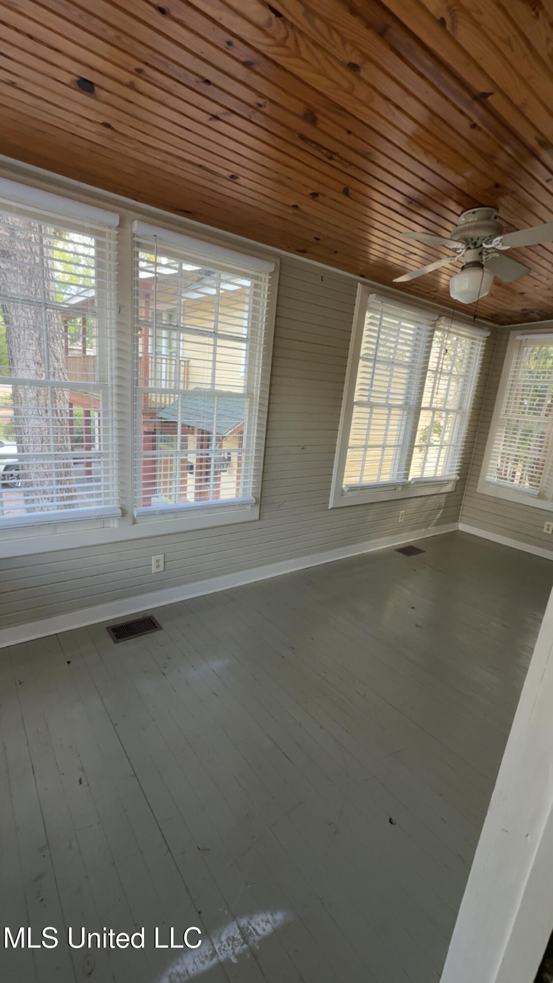 703 Gillespie Street Jackson, MS 39202 - Photo 22 of 28 IMG_6128