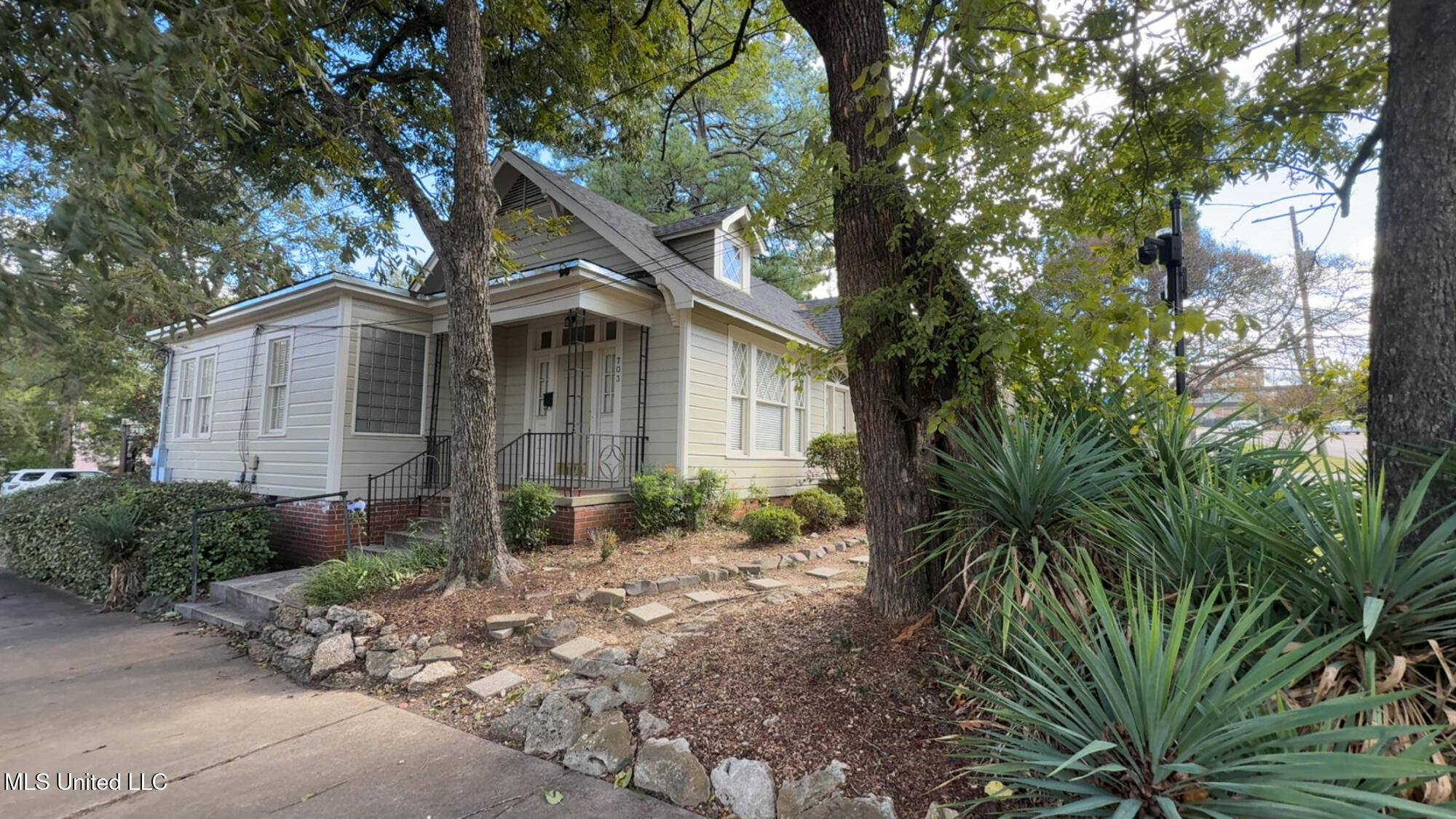 703 Gillespie Street Jackson, MS 39202 - Photo 27 of 28 IMG_6133