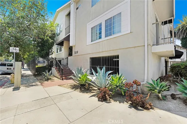 $629,000 | 4189 Vineland Avenue, Unit 108, North Hollywood, CA 91602