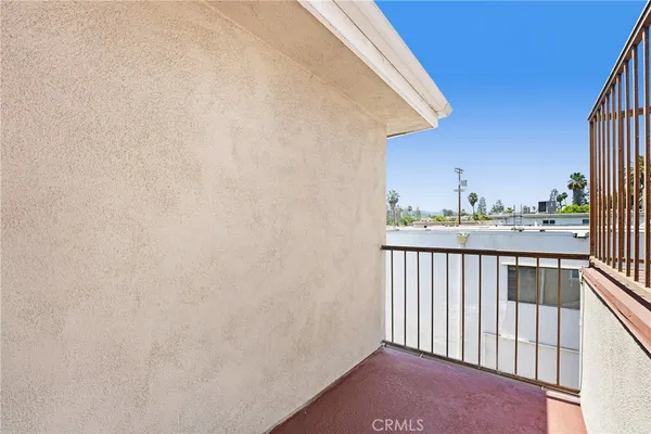 $629,000 | 4189 Vineland Avenue, Unit 108, North Hollywood, CA 91602