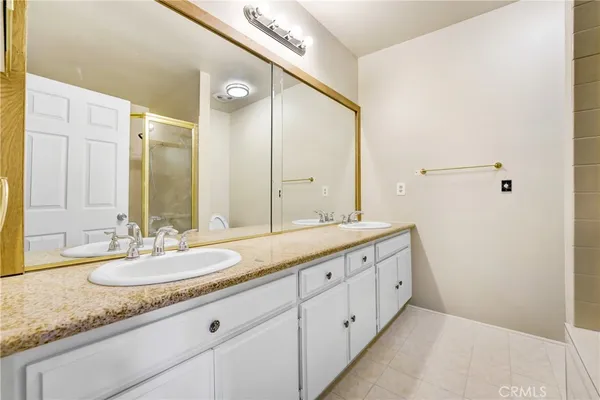 $629,000 | 4189 Vineland Avenue, Unit 108, North Hollywood, CA 91602