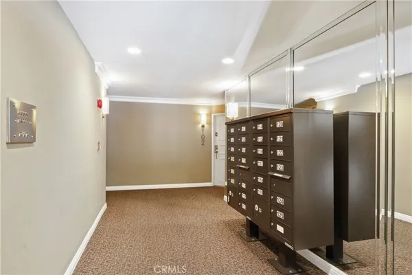 $629,000 | 4189 Vineland Avenue, Unit 108, North Hollywood, CA 91602