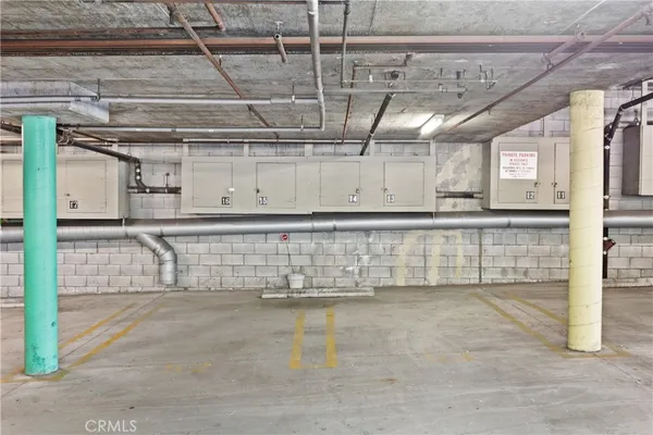 $629,000 | 4189 Vineland Avenue, Unit 108, North Hollywood, CA 91602