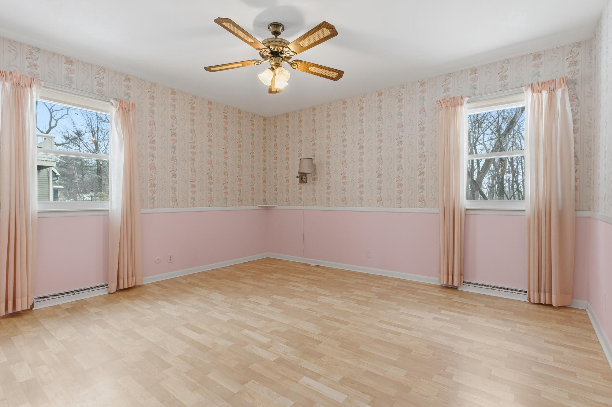 4704 Romence Road Portage, MI 49024 - Photo 22 of 41 4704 Romence Rd - Primary Bedroom