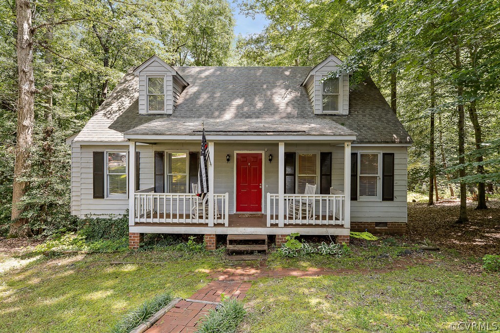 5022 Wilconna Road Chesterfield, VA 23832 - Photo 1 of 27 a house view with a garden space