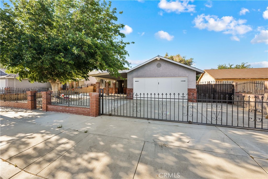 5241 East Ave R 12 Palmdale, CA 93552 - Photo 4 of 48 Gallery Image 4
