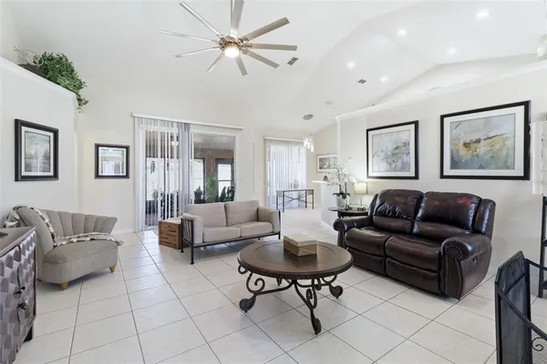 $429,999 | 484 Kettering Road, Deltona, FL 32725