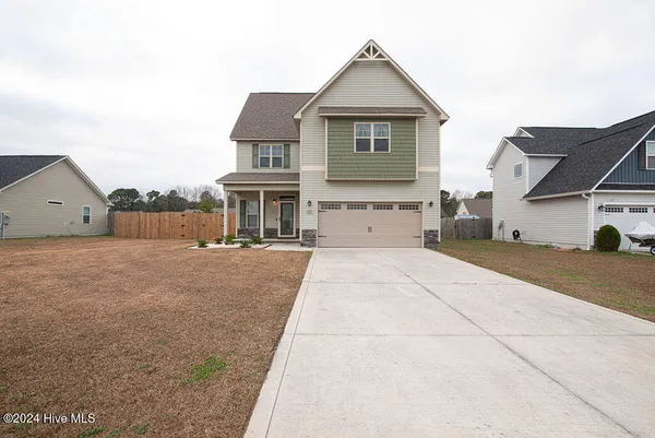 $2,300 | 303 Channel Run Lane, Sneads Ferry, NC 28460