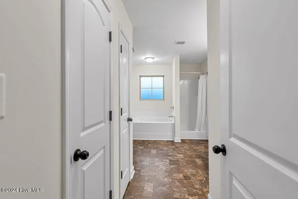 $2,300 | 303 Channel Run Lane, Sneads Ferry, NC 28460