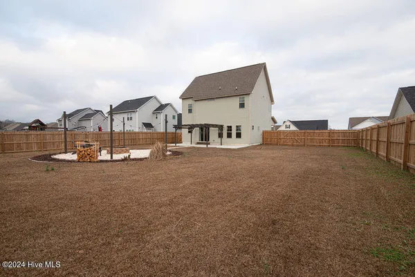 $2,300 | 303 Channel Run Lane, Sneads Ferry, NC 28460