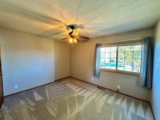 $175,000 | 4037 18th Avenue Northwest, Rochester, MN 55901