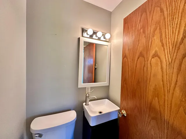 $175,000 | 4037 18th Avenue Northwest, Rochester, MN 55901