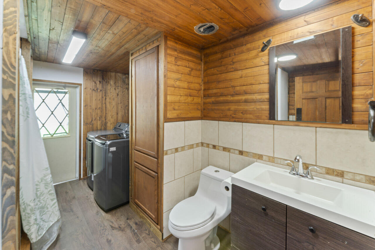 331 Newt Gulch Road Wilderville, OR 97543 - Photo 12 of 55 12