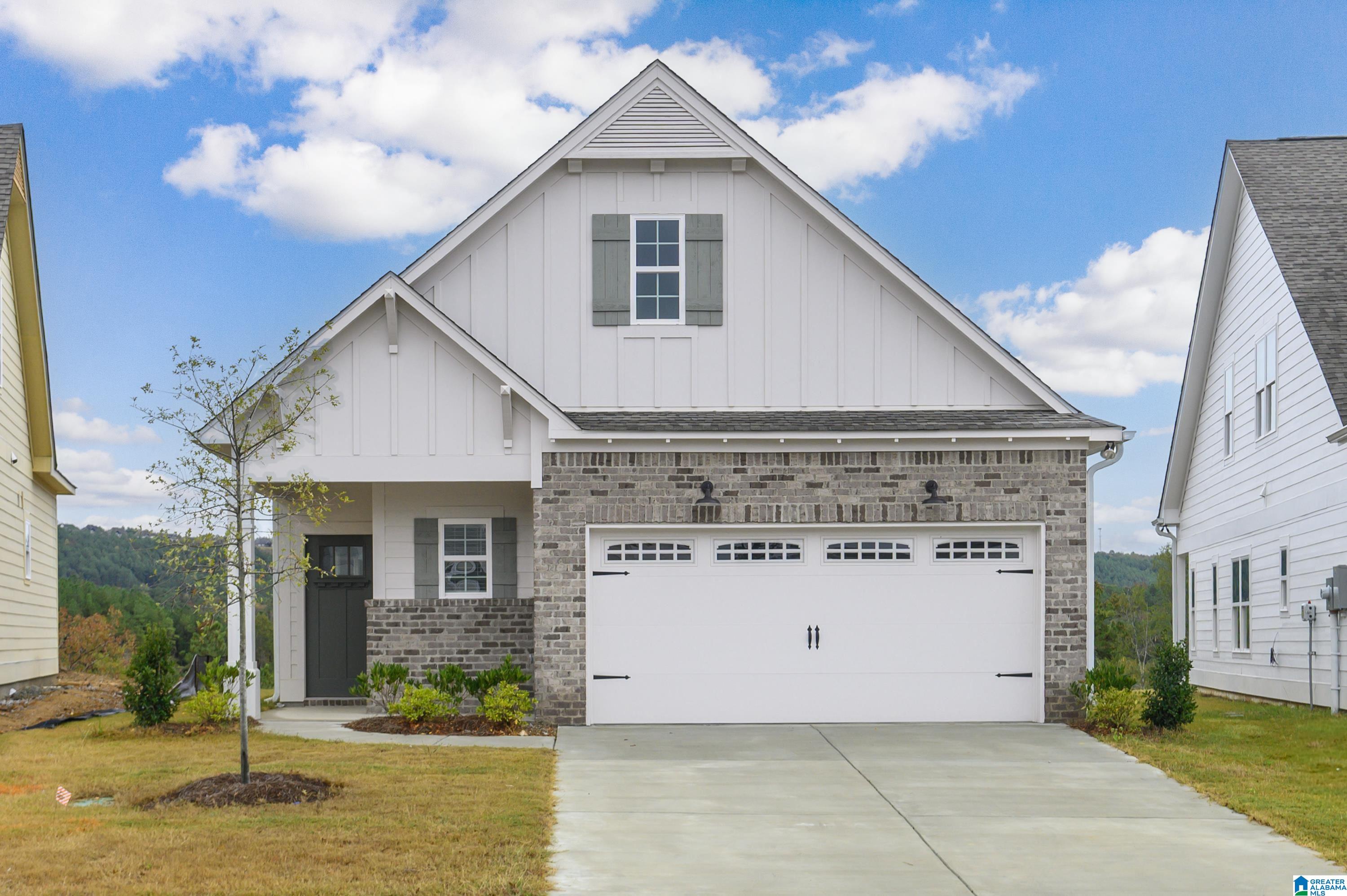 381 Huntley Rdg Bend Pelham, AL 35124 - Photo 2 of 48