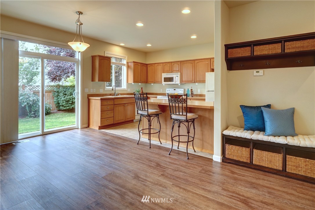 7061 Radius Loop Southeast Lacey, WA 98513 - Photo 9 of 25 Gallery Image 9