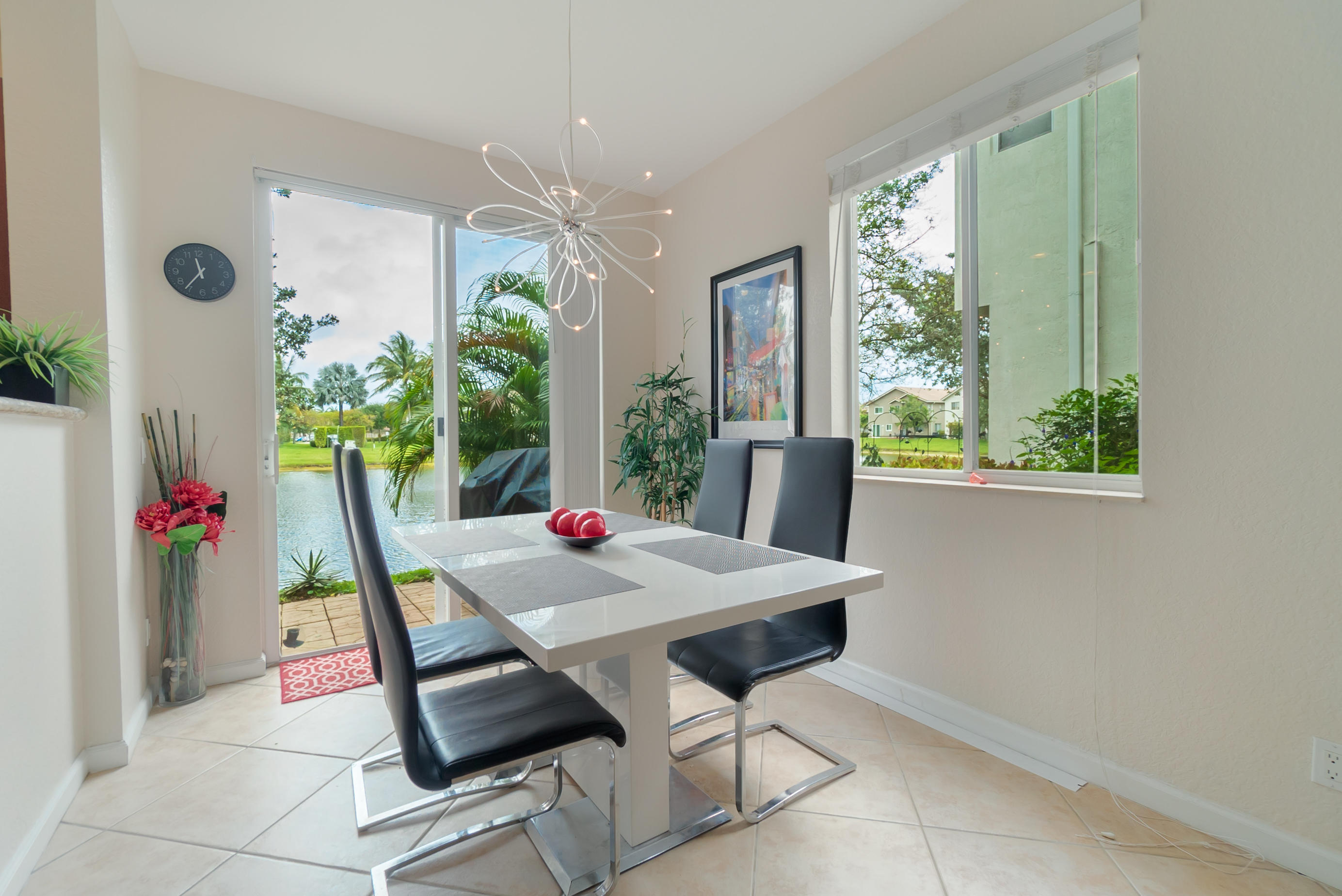 3164 Laurel Ridge Circle Riviera Beach, FL 33404 - Photo 14 of 19 Dining Area