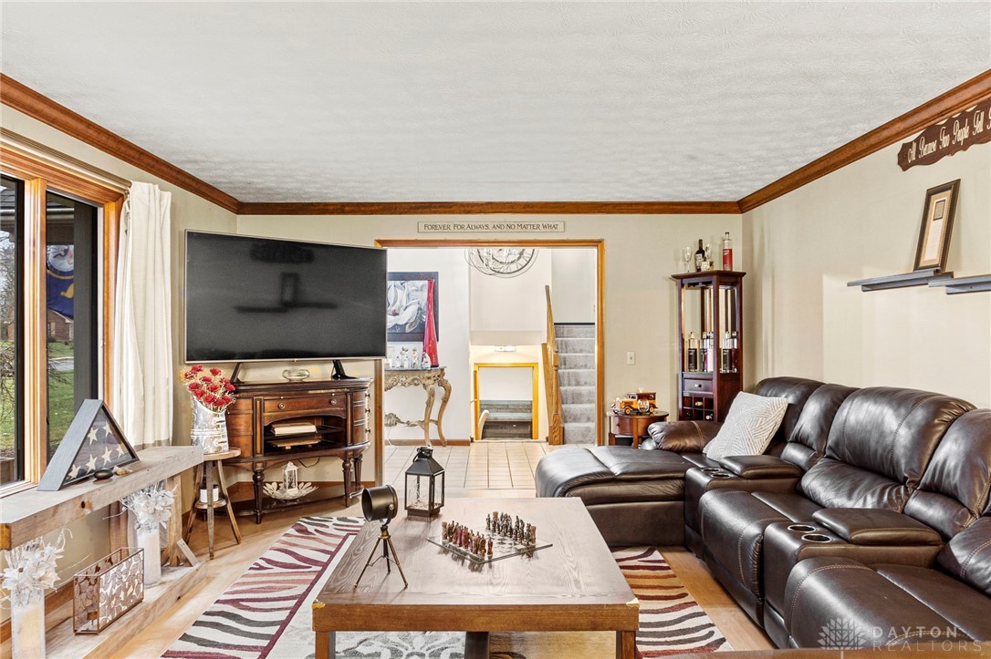 10189 Simms Station Road Dayton, OH 45458 - Photo 9 of 50 Gallery Image 9