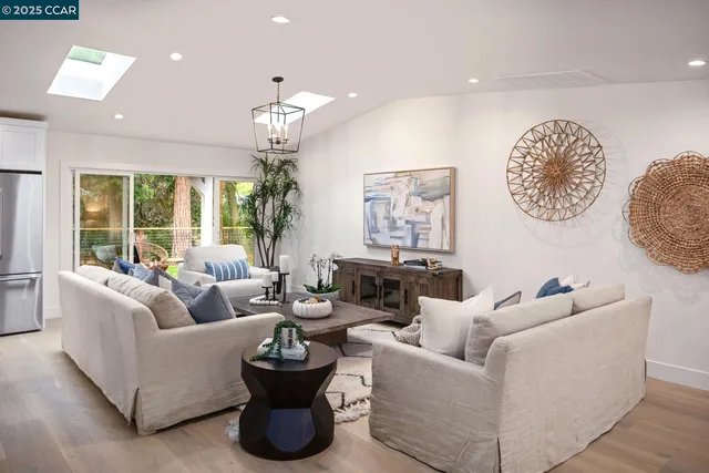 $2,495,000 | 706 St Marys Road, Lafayette, CA 94549