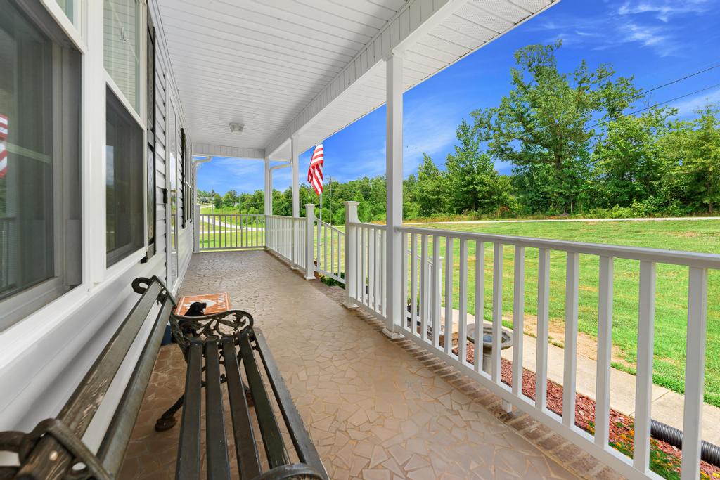505 Dalton Road Seneca, SC 29678 - Photo 3 of 22 Front Porch