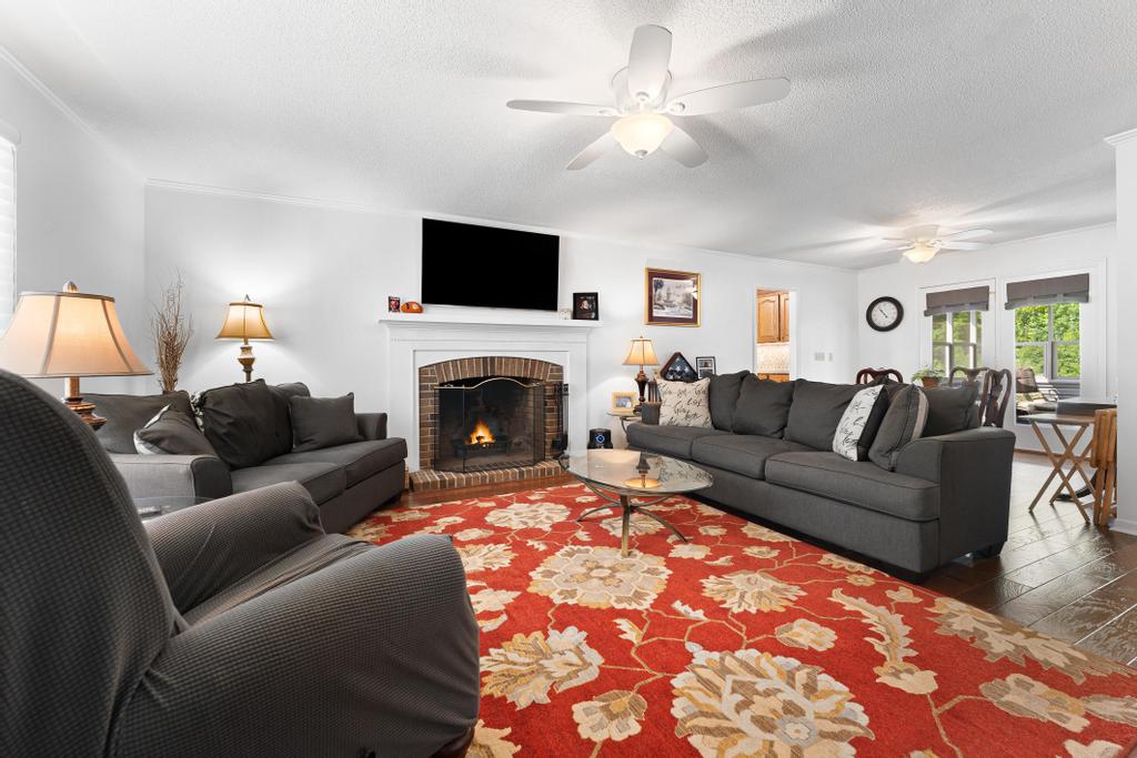 505 Dalton Road Seneca, SC 29678 - Photo 4 of 22 Gallery Image 4