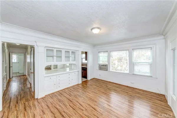 $2,650 | 1308 South Van Ness Avenue, Los Angeles, CA 90019