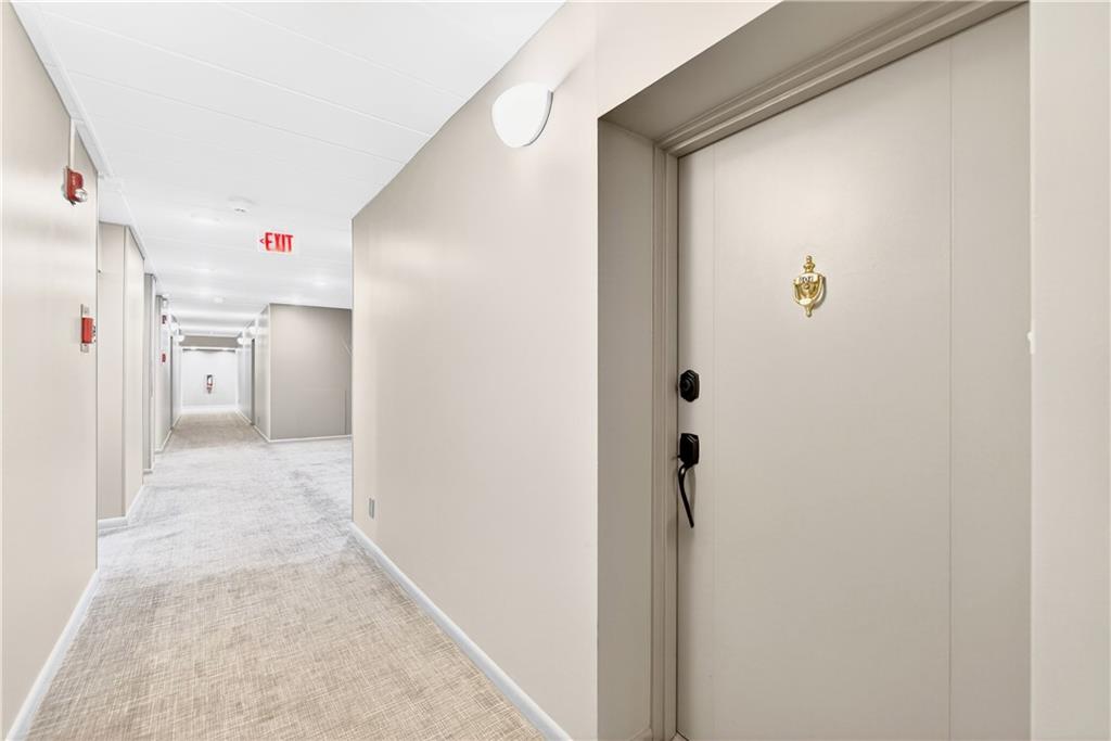 55 Highland Road, Unit 504 Bethel Park, PA 15102 - Photo 6 of 34