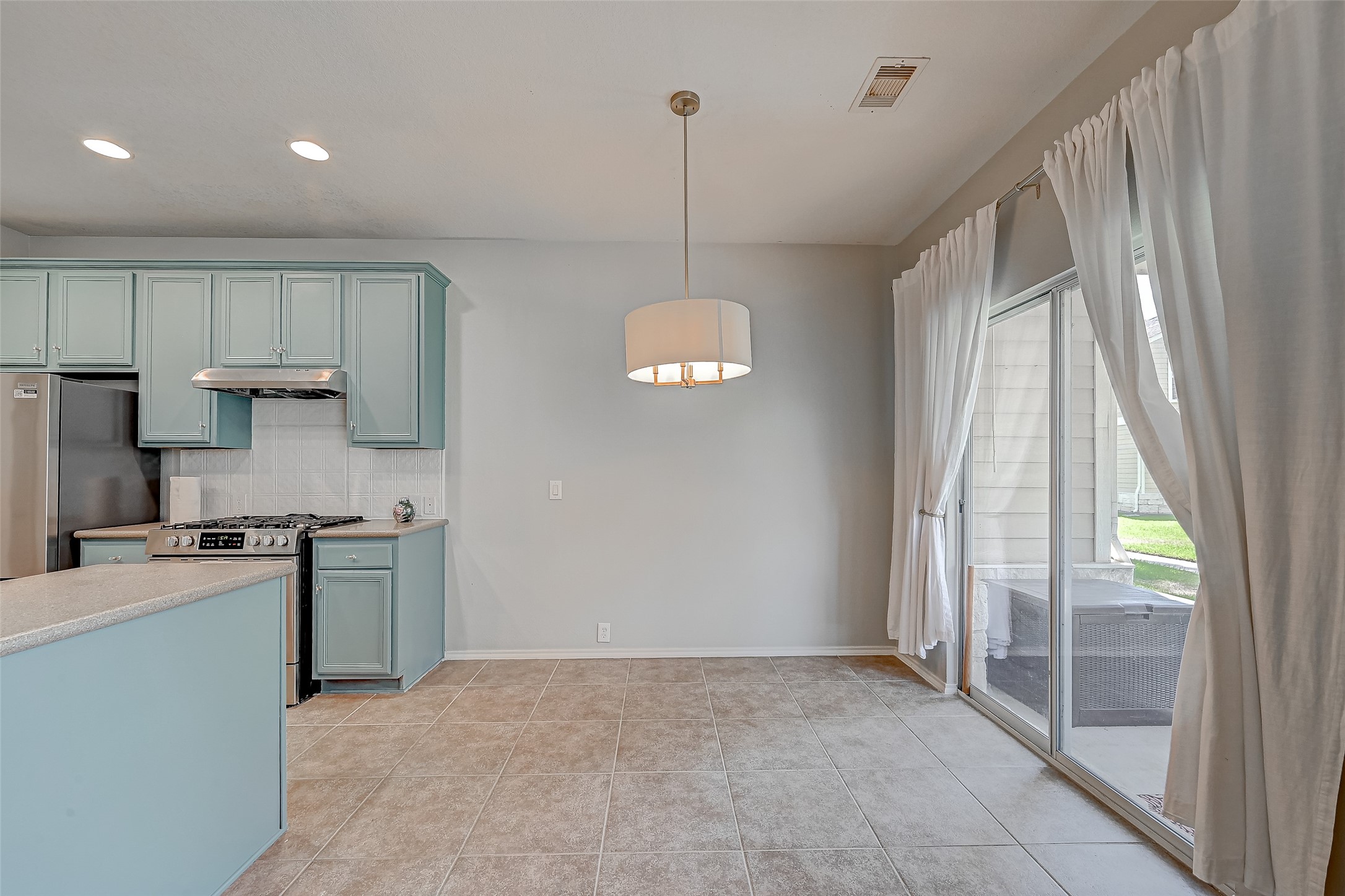 13600 Breton Ridge Street, Unit 32C Houston, TX 77070 - Photo 17 of 44
