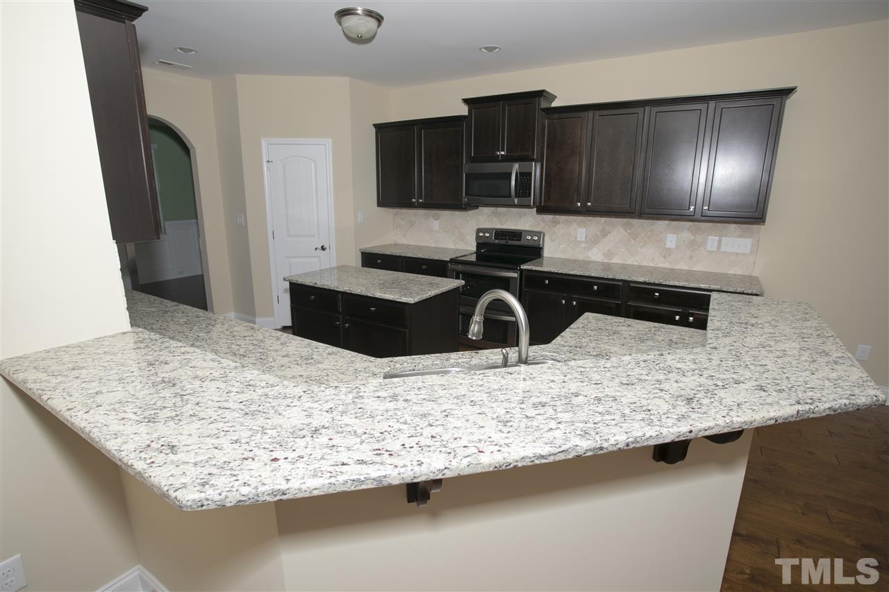 194 Valley Stream Road Spring Lake, NC 28390 - Photo 7 of 24