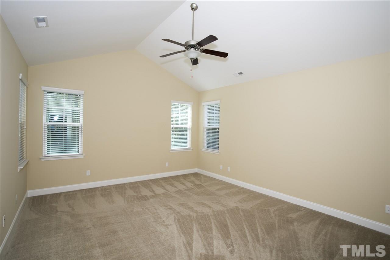 194 Valley Stream Road Spring Lake, NC 28390 - Photo 9 of 24