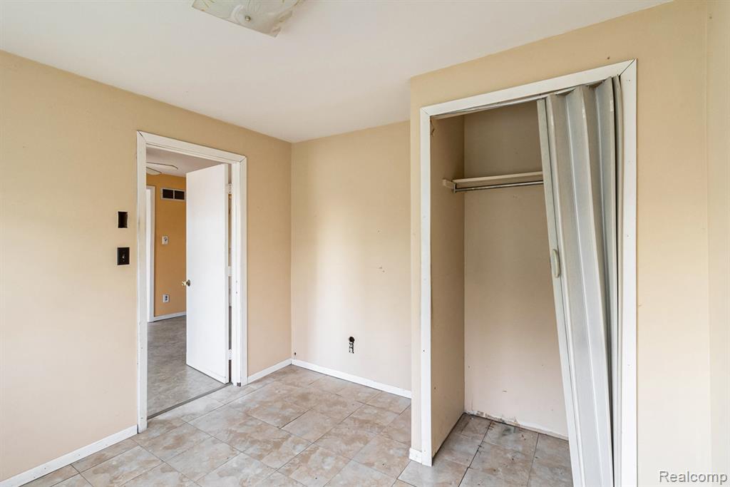 12149 Bigelow Road Dundee, MI 48131 - Photo 14 of 22 Gallery Image 14
