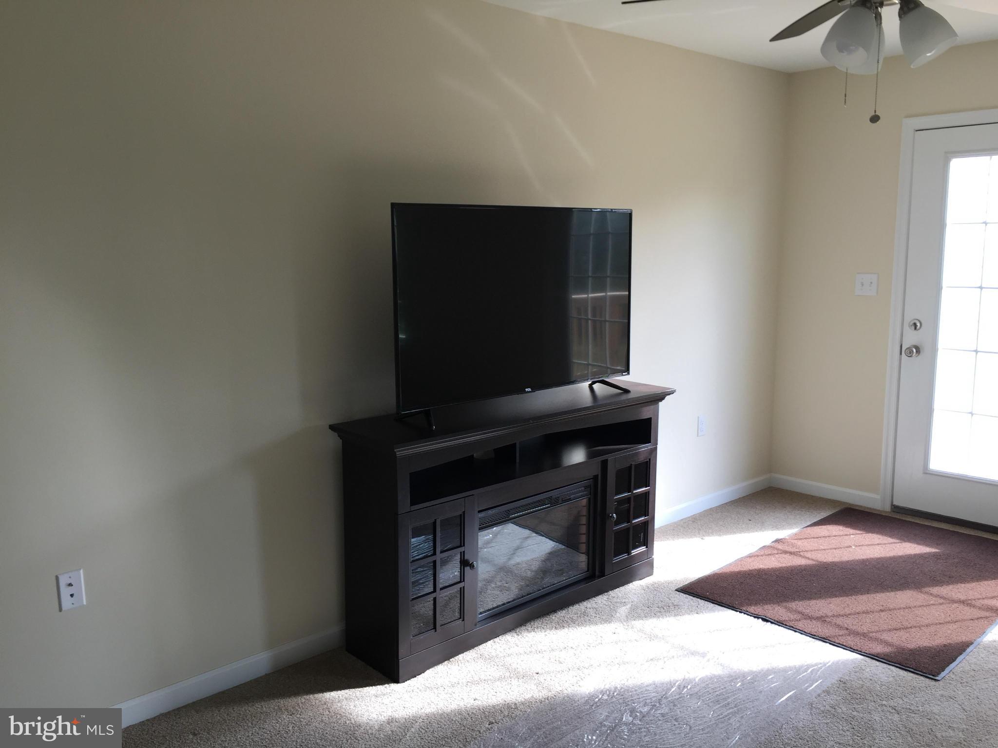 192 Homestead Lane Ranson, WV 25438 - Photo 20 of 25 Living Room