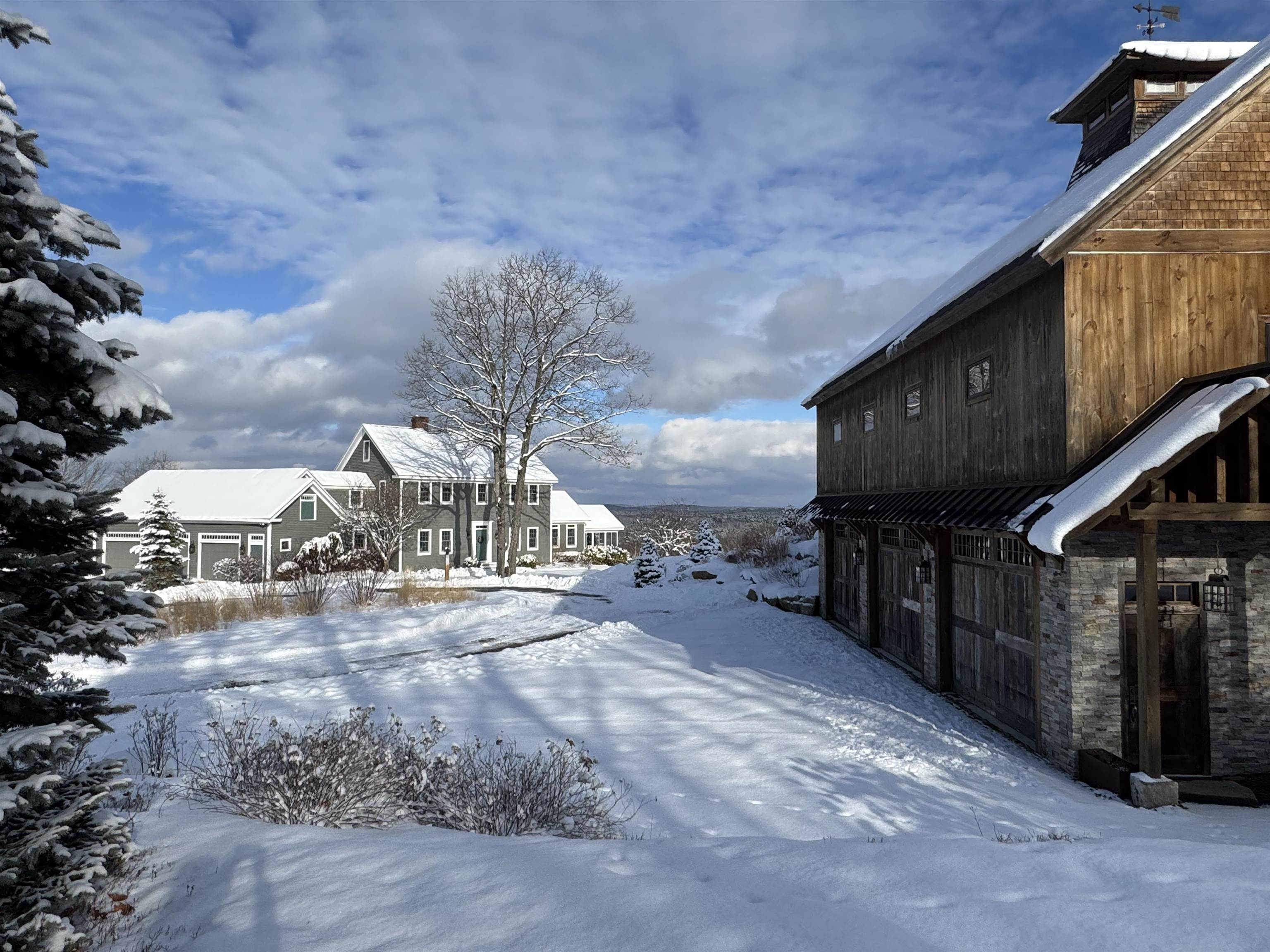 541 S Road Hopkinton, NH 03229 - Photo 2 of 55