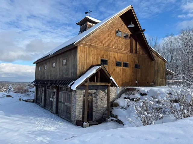 $2,250,000 | 541 S Road, Hopkinton, NH 03229