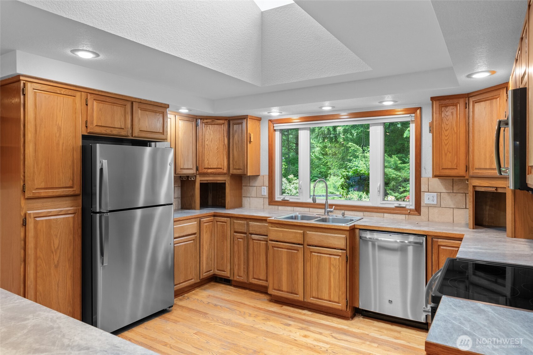 4205 Delphi Road Southwest Olympia, WA 98512 - Photo 6 of 40 Gallery Image 6