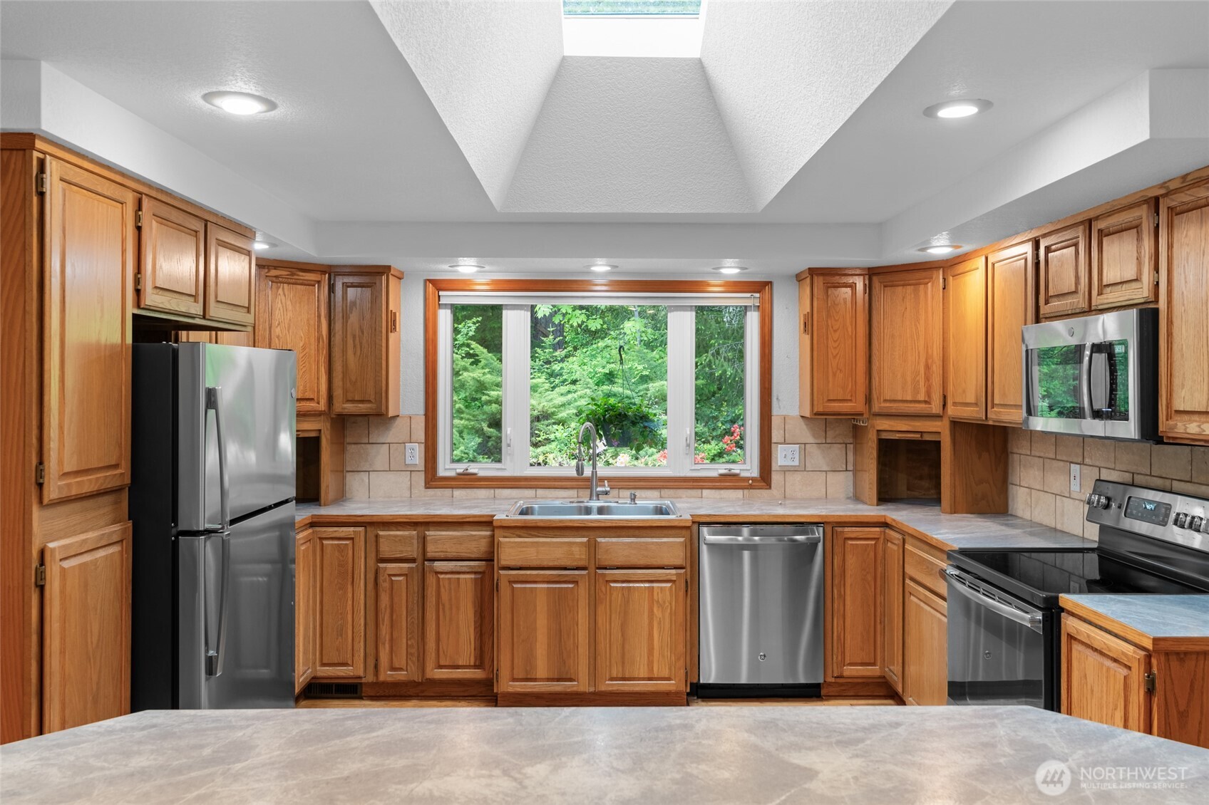 4205 Delphi Road Southwest Olympia, WA 98512 - Photo 7 of 40 Gallery Image 7