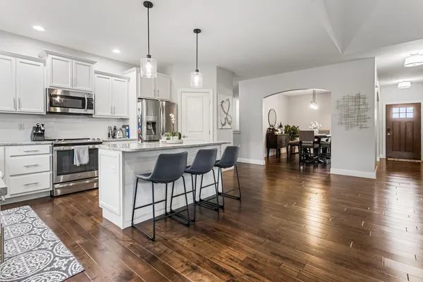 $549,900 | 1604 Kassen Avenue, Mahomet, IL 61853