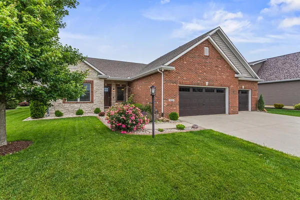 $549,900 | 1604 Kassen Avenue, Mahomet, IL 61853