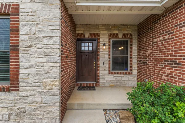 $549,900 | 1604 Kassen Avenue, Mahomet, IL 61853