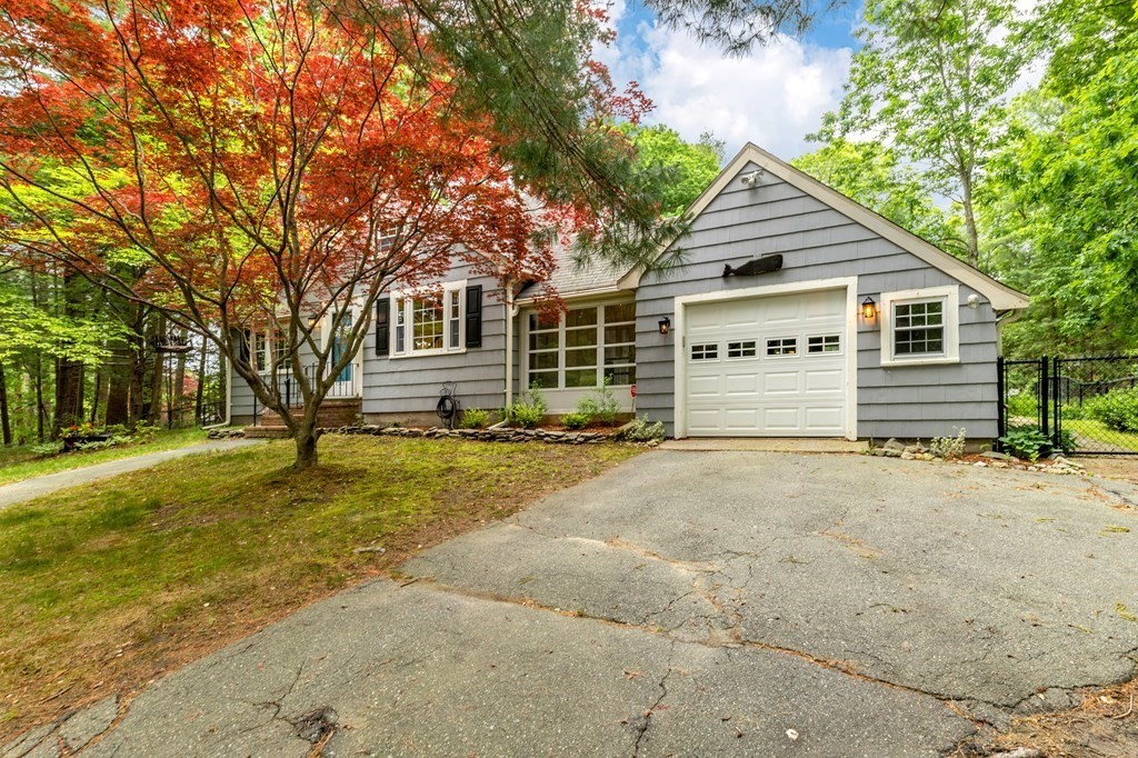 2 Stonehouse Hill Road Easton, MA 02356 - Photo 3 of 38